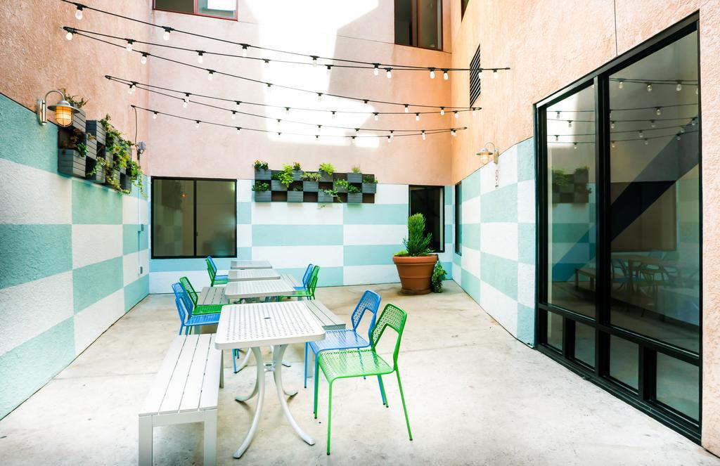 Vantaggio Suites San Diego Exterior foto